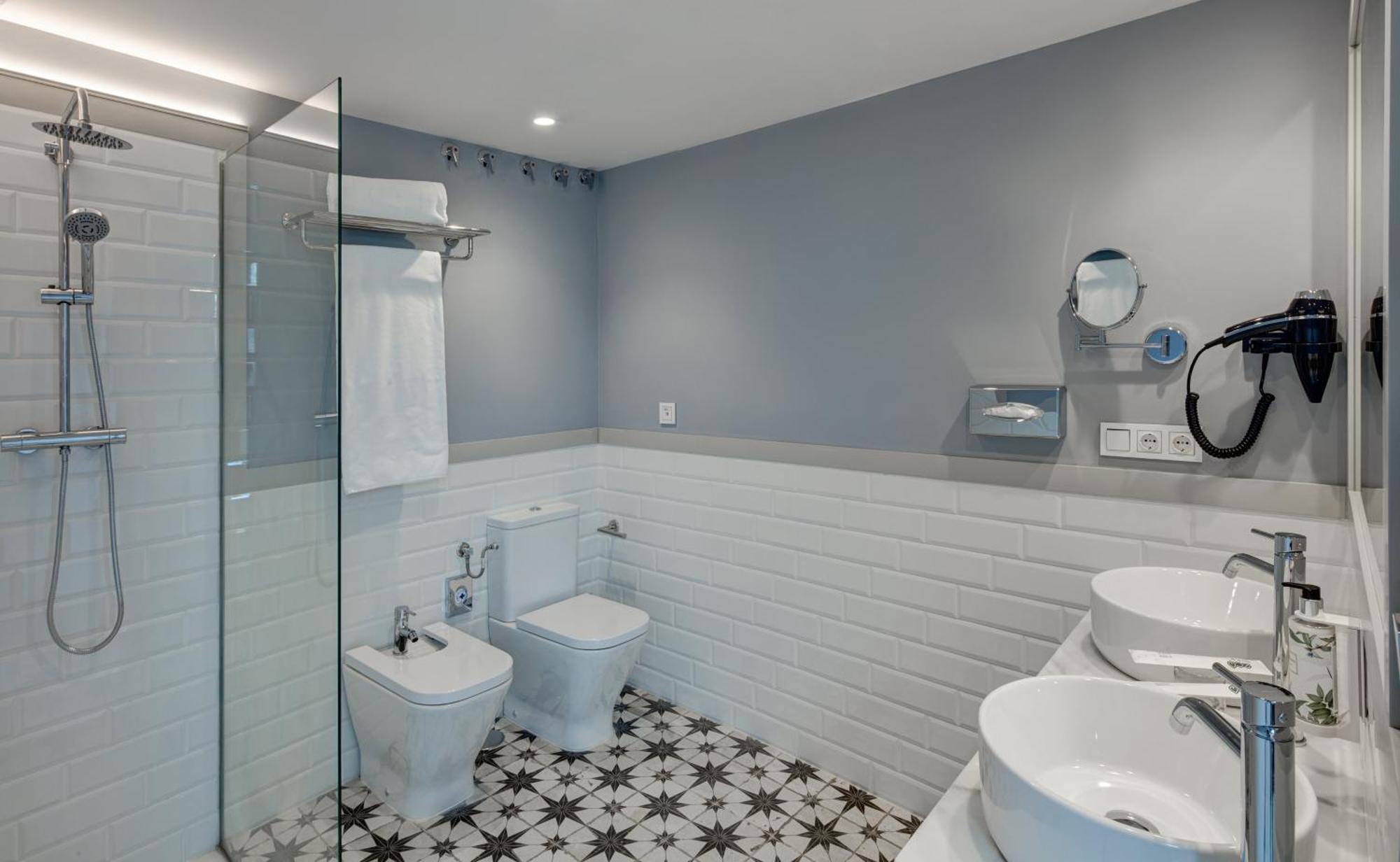 Sercotel Granada Suites מראה חיצוני תמונה